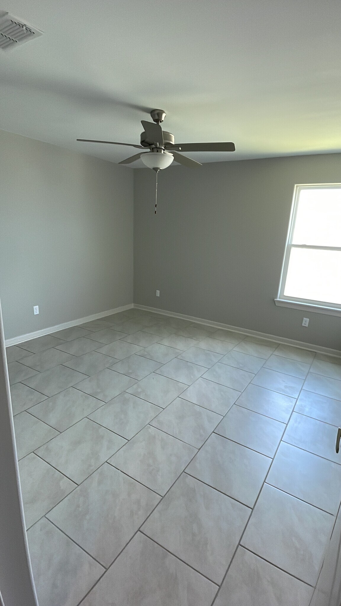 Building Photo - 2369 Grove Ln