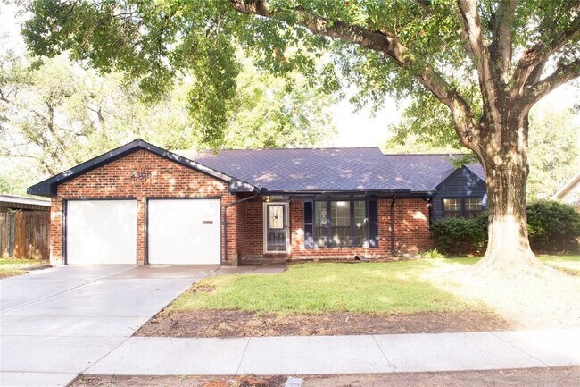 Primary Photo - 2309 Cedar St