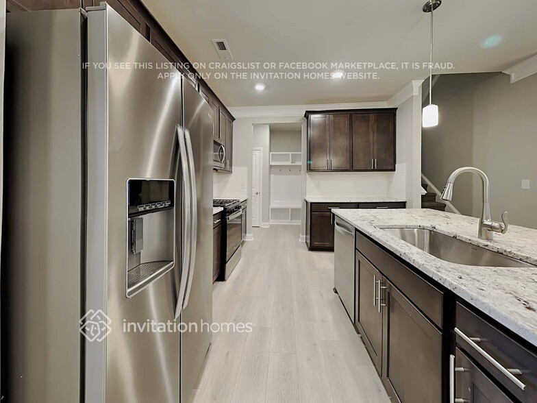 Building Photo - 105 Brody Way