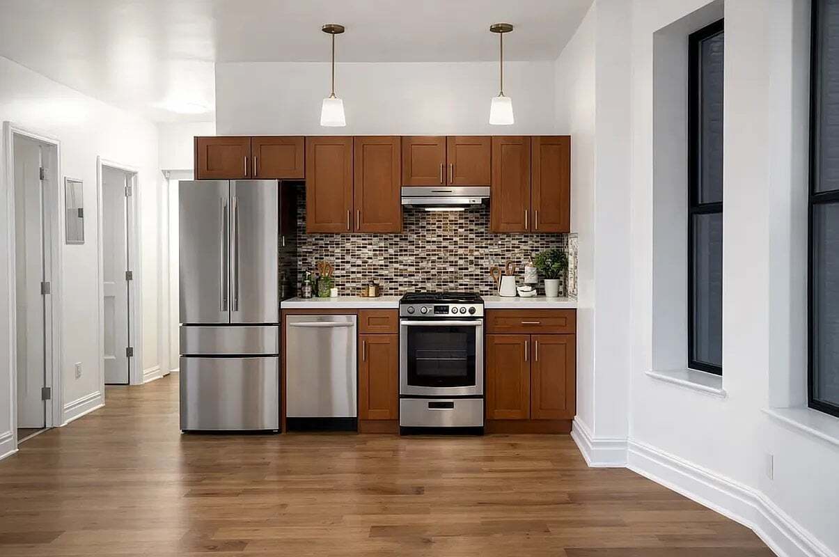 Building Photo - 274 Mott St