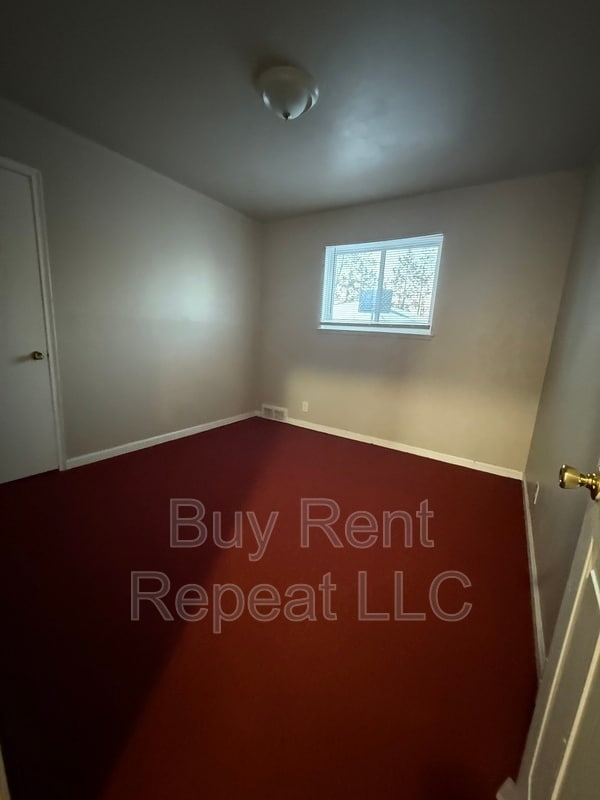 Building Photo - 23344 Panama Ave