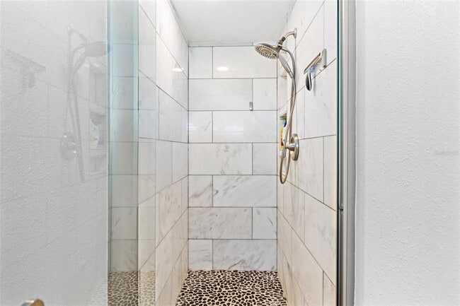 Building Photo - 6701 Leeward Isle Way