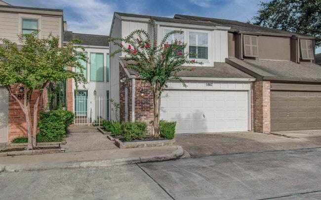 Primary Photo - 5867 Sugar Hill Dr