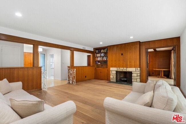 Building Photo - 6204 S Corning Ave