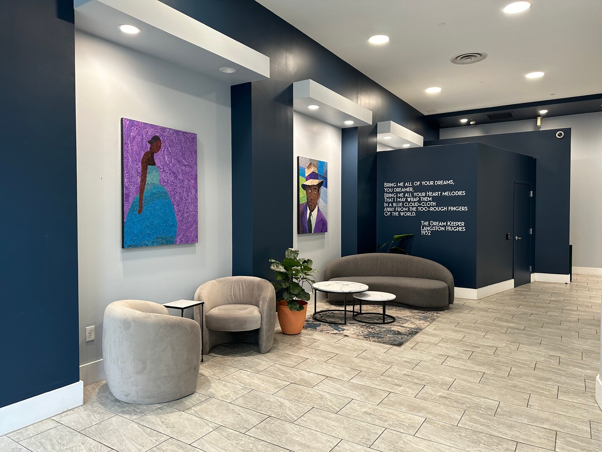 Lobby - 1390 V St NW