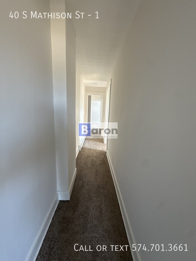 Building Photo - 40 S Mathison St