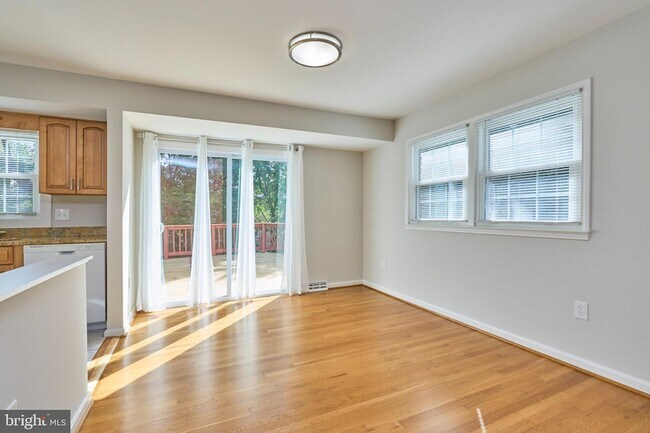 Building Photo - 2807 Schafflind Ct