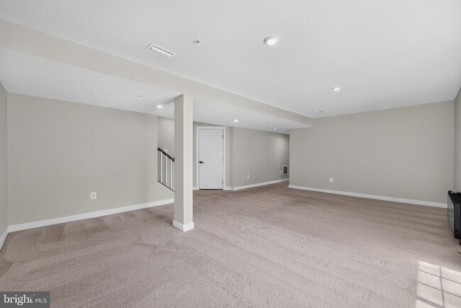 Building Photo - 2642 Skeeter Ct