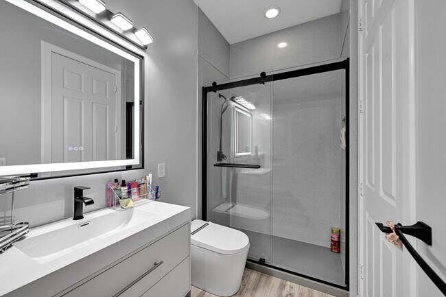 Building Photo - 8652 Lewis River Rd