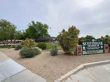 Building Photo - 7474 E Earll Dr