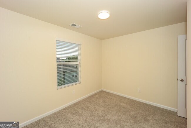 Building Photo - 372 Hamilton Pointe Dr