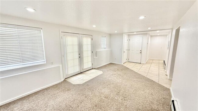 FullSizeRender (2) 6 - Table Mountain Townhomes