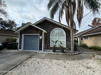 Building Photo - 286 Main St