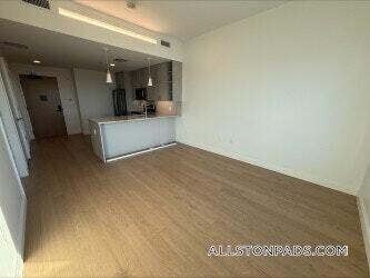 Building Photo - 55 Brighton Ave