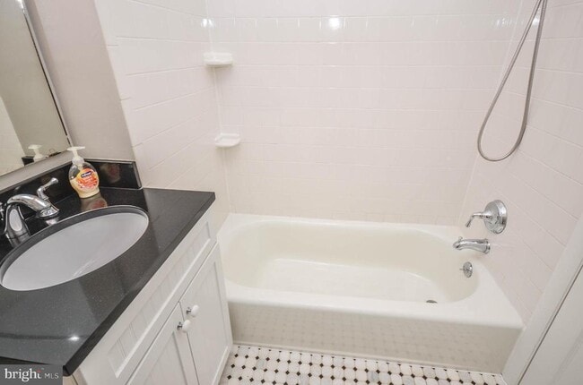 Building Photo - 4805 Willet Dr