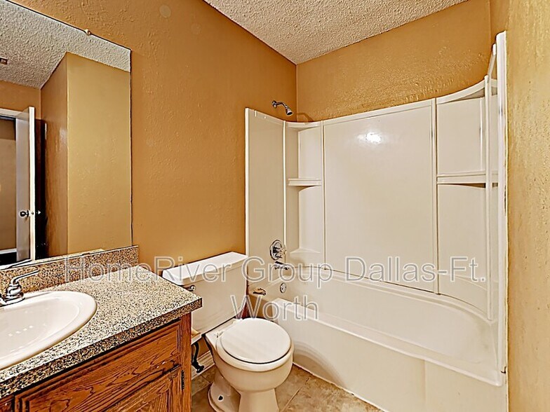 Building Photo - 146 Austin Stone Dr