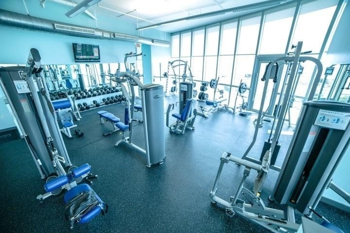 Building Photo - 888 Biscayne Blvd