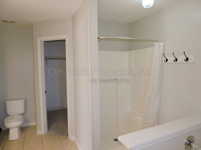 Building Photo - 555 Batten Blvd