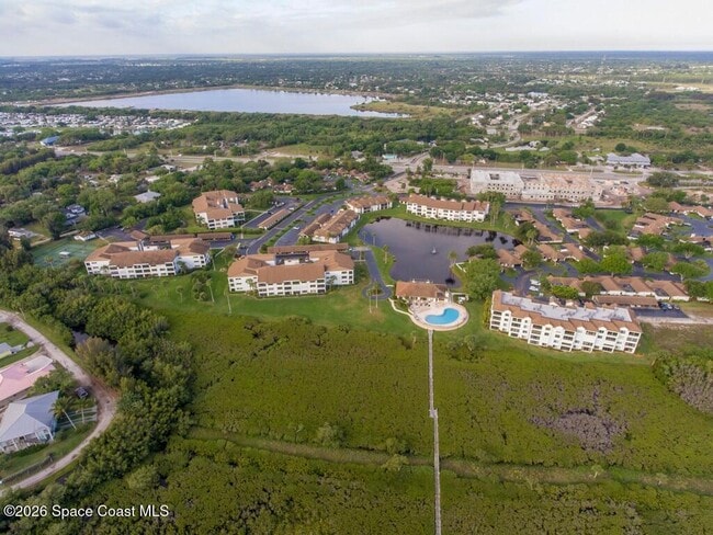 Building Photo - 6240 E Mirror Lake Dr