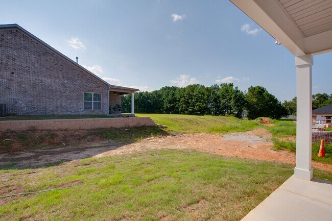 Building Photo - 100 Grace Rdg Wy