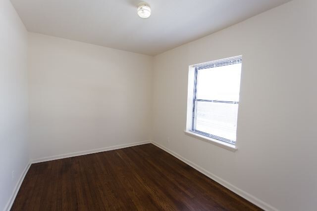 Building Photo - 5742 N Winthrop Ave