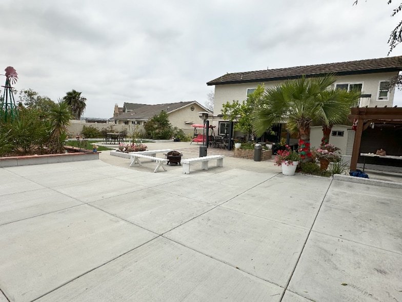Building Photo - 1511 Seabrook Ln