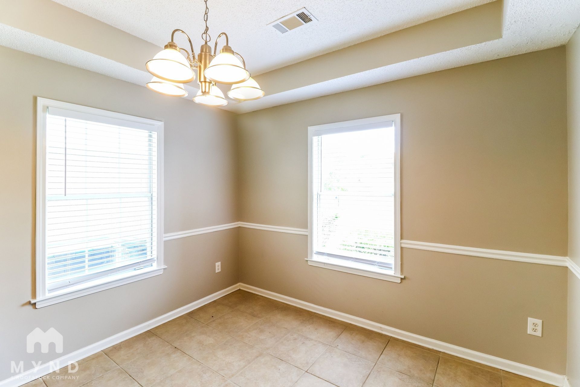 Building Photo - 9998 Cameron Ridge TR