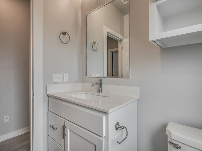 Building Photo - Beautiful New Construction Home in Edmond