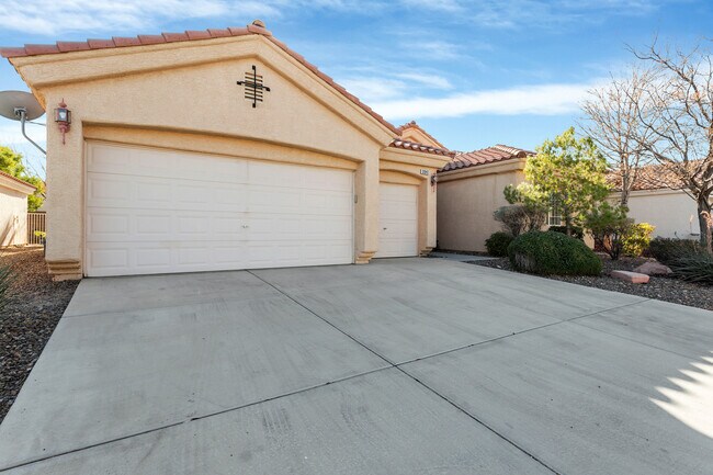 Building Photo - 4 Bedroom Single Story in Southern Highlands