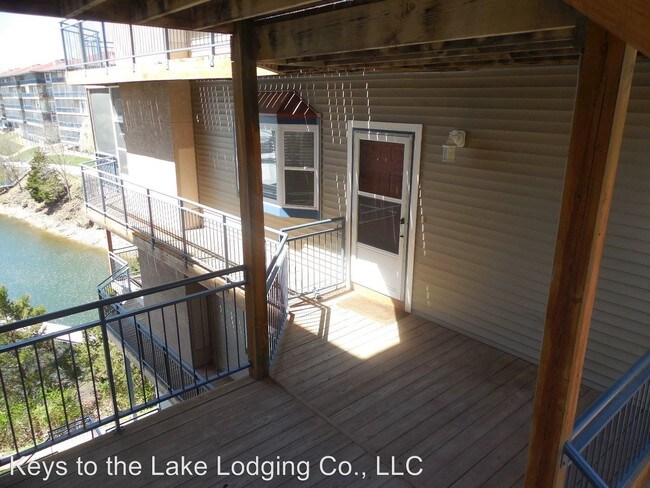 Building Photo - 142 Palisades Dr