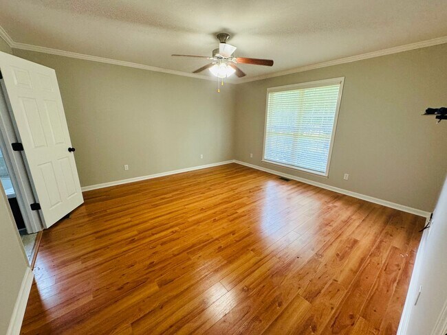 Building Photo - For Lease - 4 Bed, 3.5 Bath, 3250 sqft Home in Mt. Juliet (Gladeville)