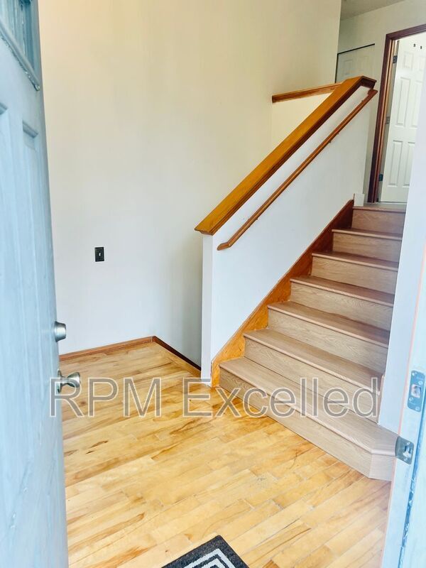 Building Photo - 31092 119th Ave SE