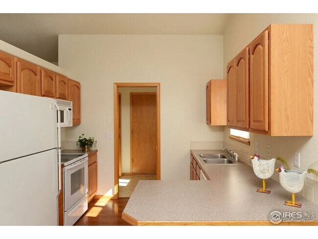 Building Photo - 385 Blue Azurite Ave