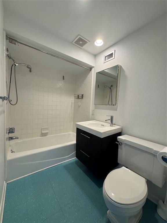 Building Photo - 1310 Harbor View Dr