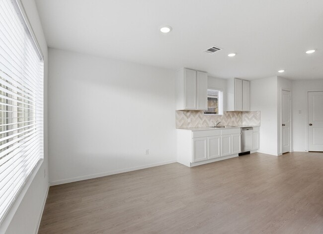 Building Photo - 6323 Geyser Starish Dr