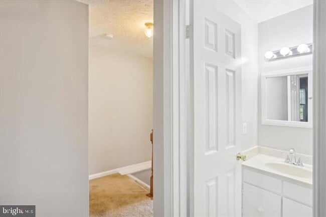 Building Photo - 12627 Black Saddle Ln