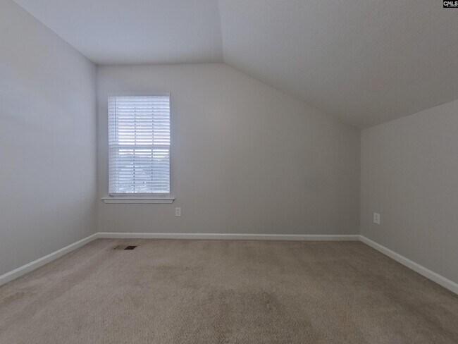 Building Photo - 302 Merchants Dr