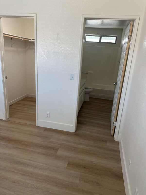 Building Photo - 15978 Muni Rd