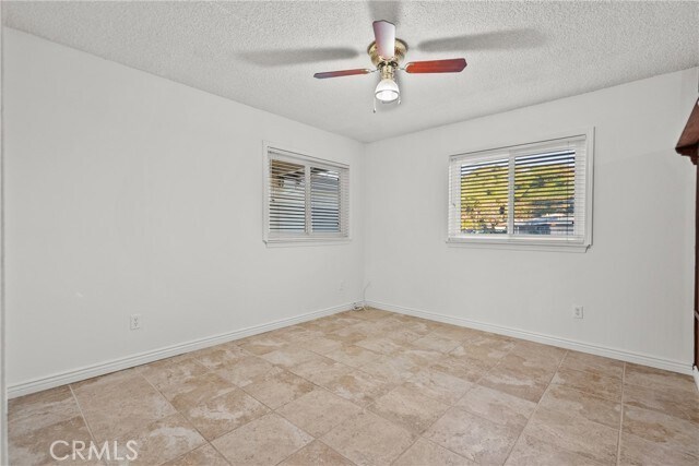 Building Photo - 10561 Alskog St