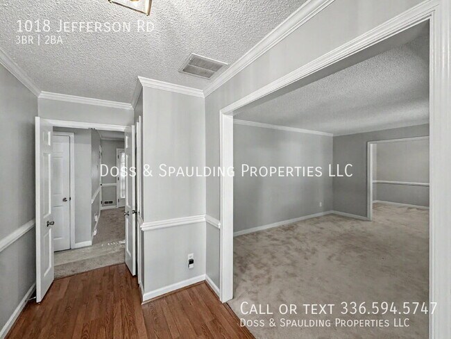 Building Photo - 1018 Jefferson Rd