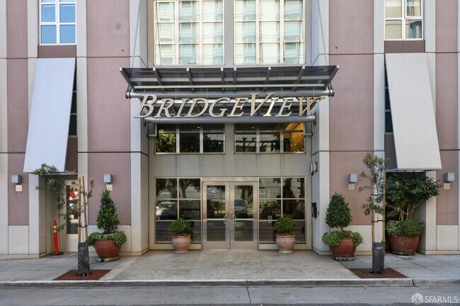 Building Photo - 400 Beale St