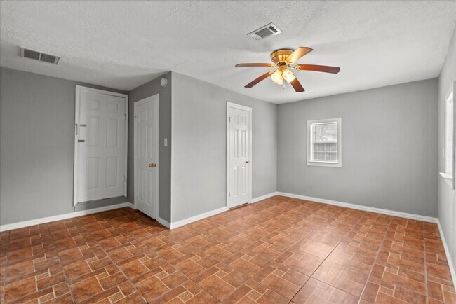 Building Photo - 14029 McNair St