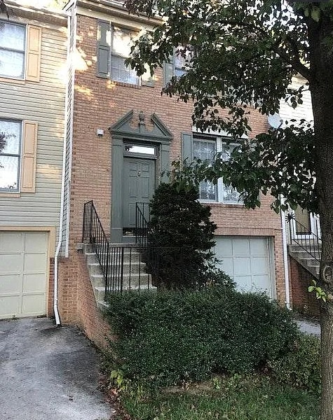 Primary Photo - 430 Woodhill Dr