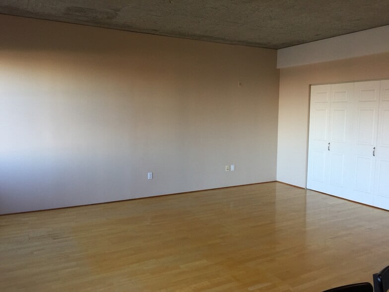 Bedroom - 411 NW Flanders St