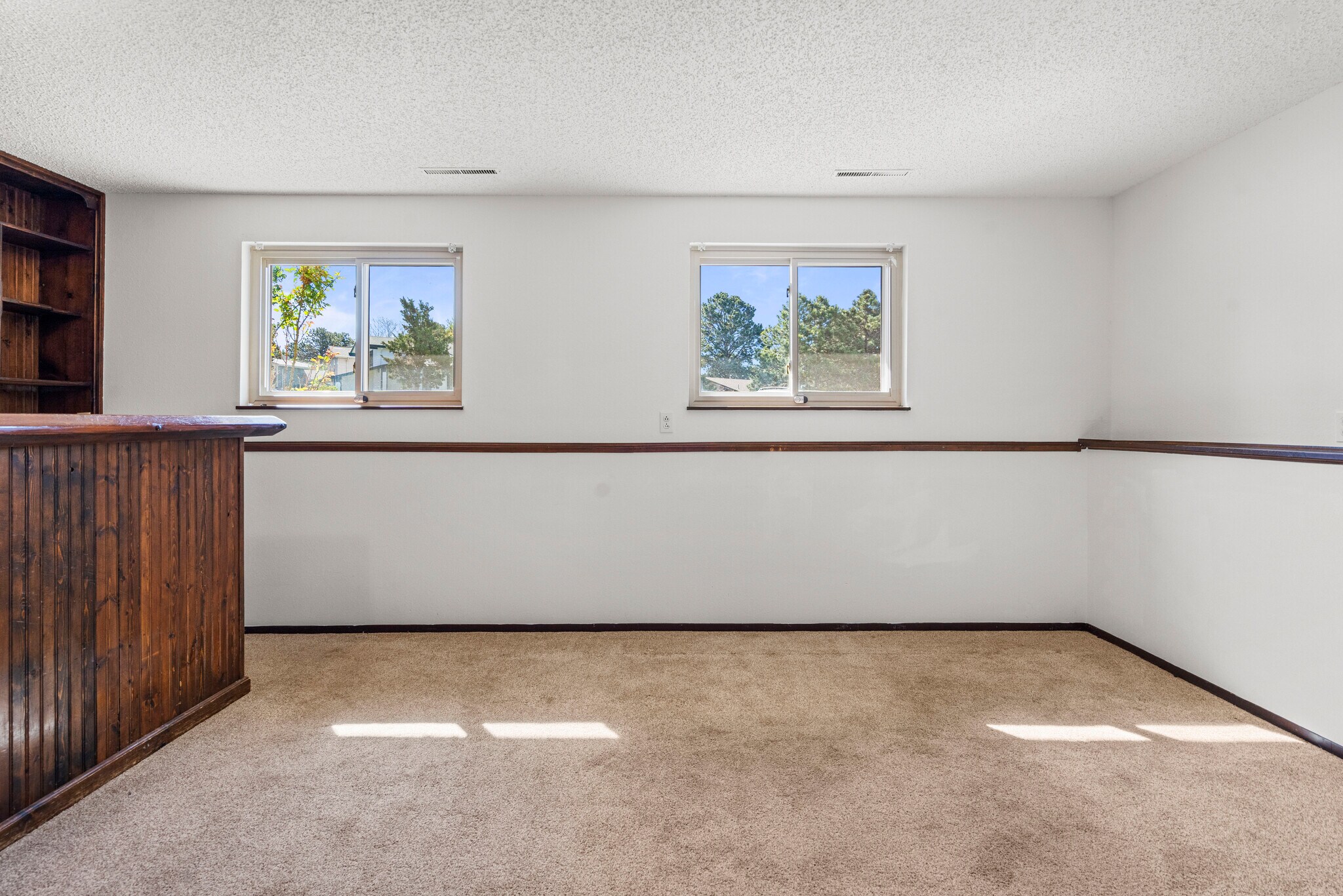 Building Photo - 5916 Wolf Creek Pl