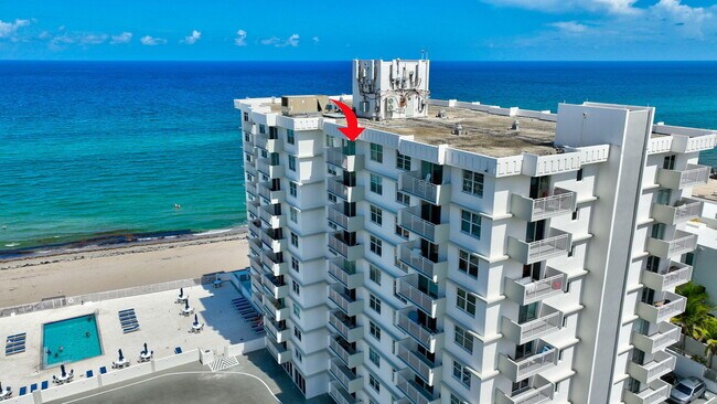 Building Photo - 4511 S Ocean Blvd