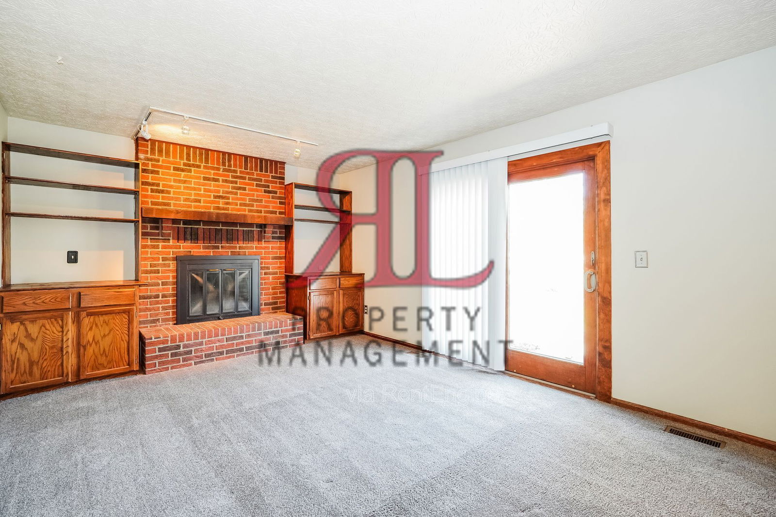 Building Photo - 266 Gurgun Ln