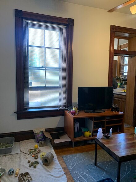 Primary Photo - 3230 Bishop St