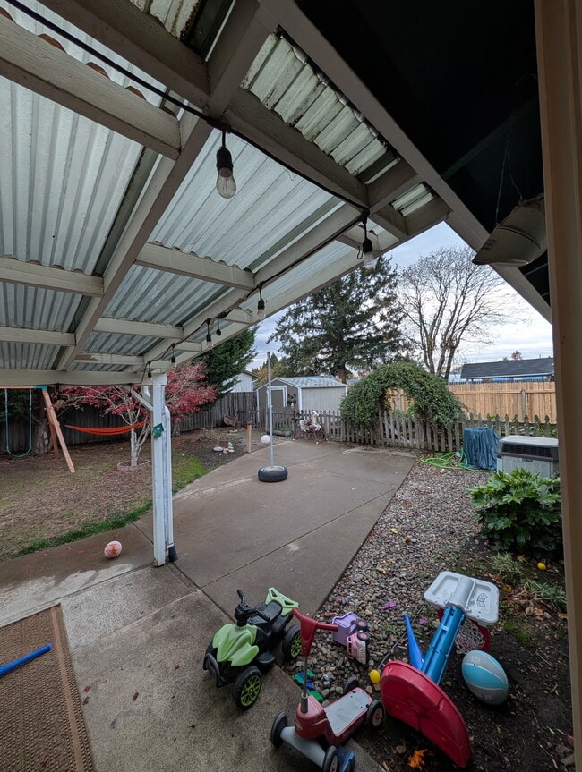 Building Photo - 855 15th St