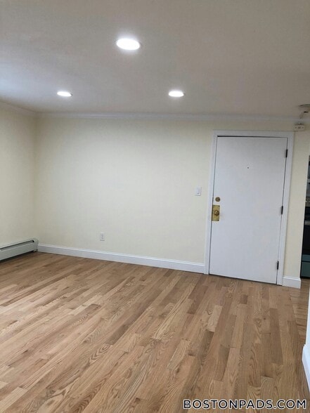 Building Photo - 16 Westford St
